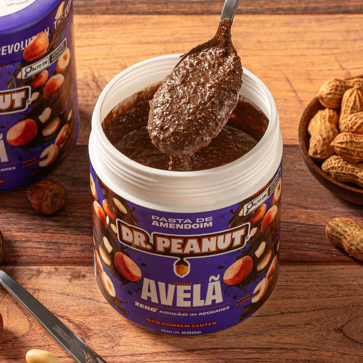 Combo Best Sellers - 3 pastas de 600g sabor Bueníssimo, Cookies & Cream e Avelã.